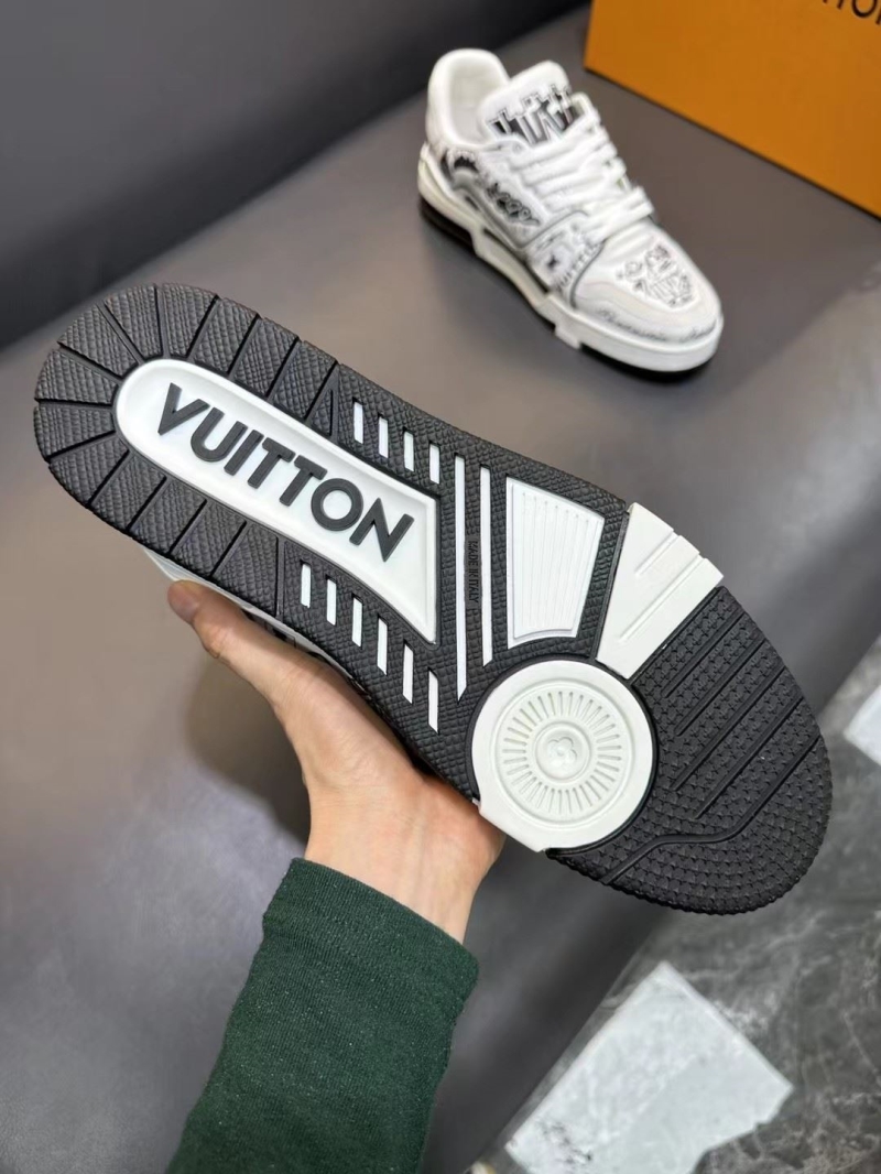 Louis Vuitton Sneakers